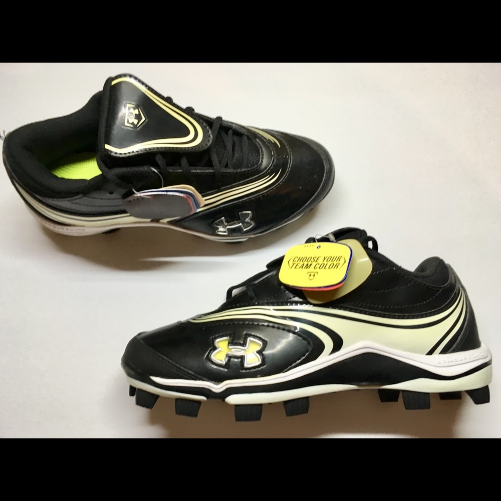 New!!! Under armour cleats